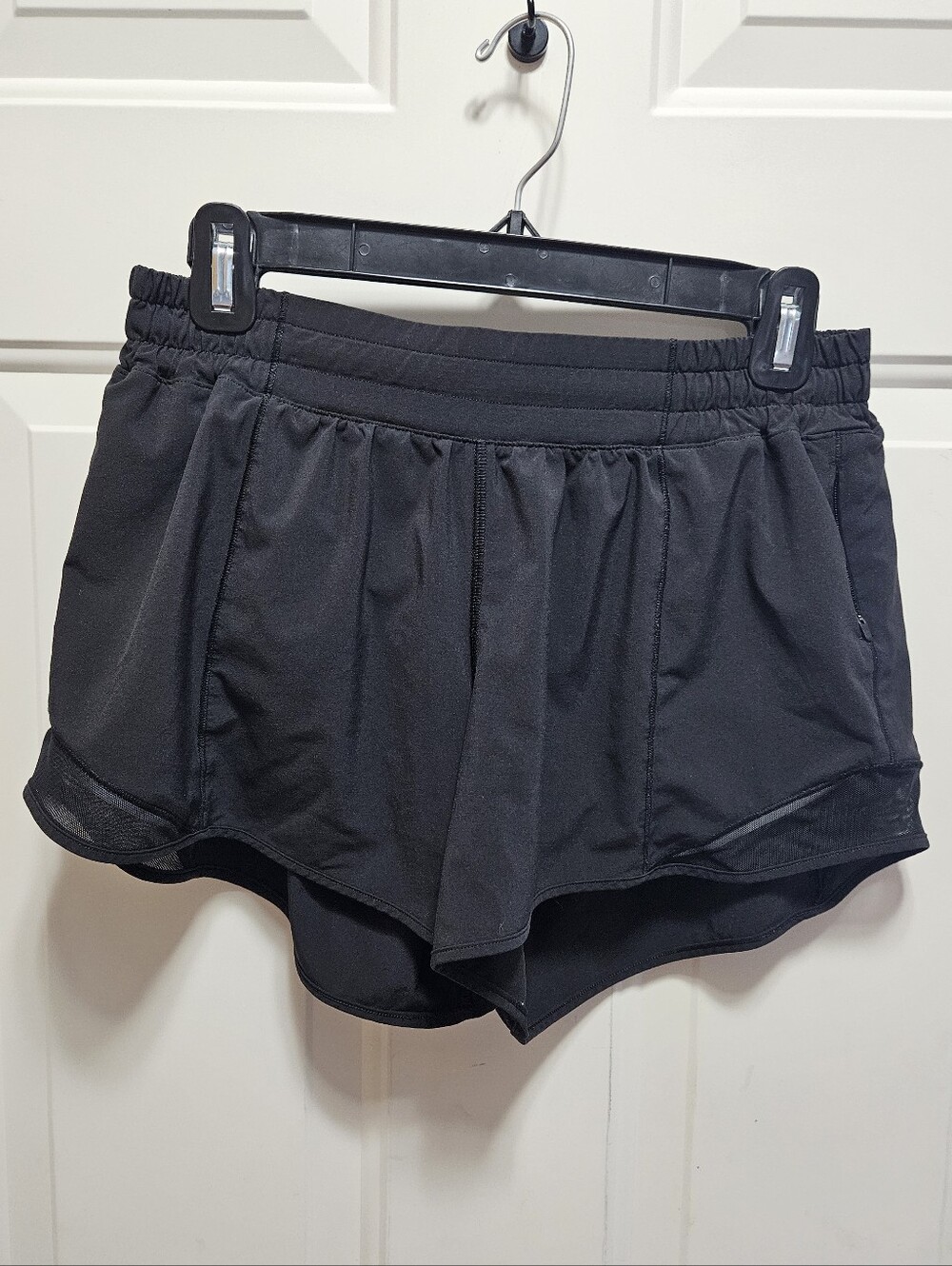 Lululemon Hotty Hot Athletic Shorts